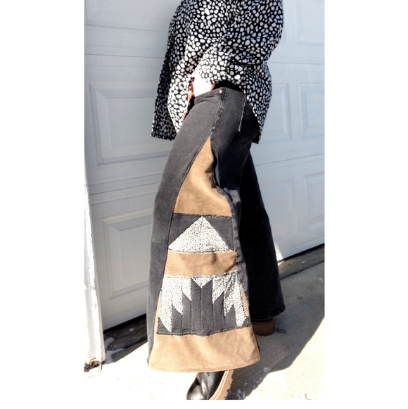 Upcycled Old Navy Black and Brown Flare Wide Jeans Lowrise Western - Picture 5 of 9